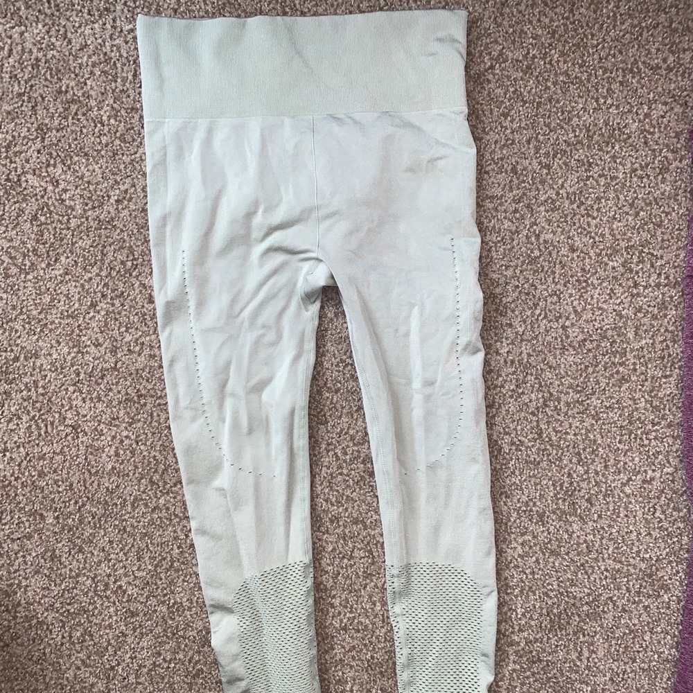 Seamless legging